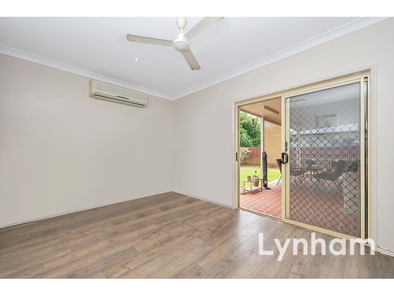 17 Heather Avenue, Rasmussen QLD 4815