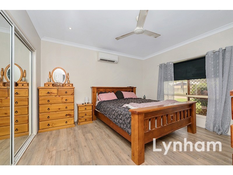 17 Heather Avenue, Rasmussen QLD 4815