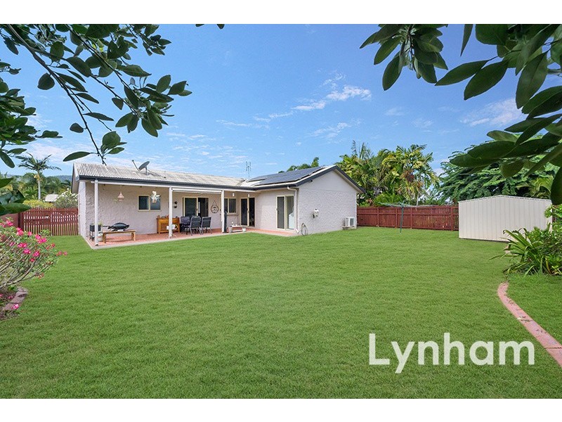 17 Heather Avenue, Rasmussen QLD 4815