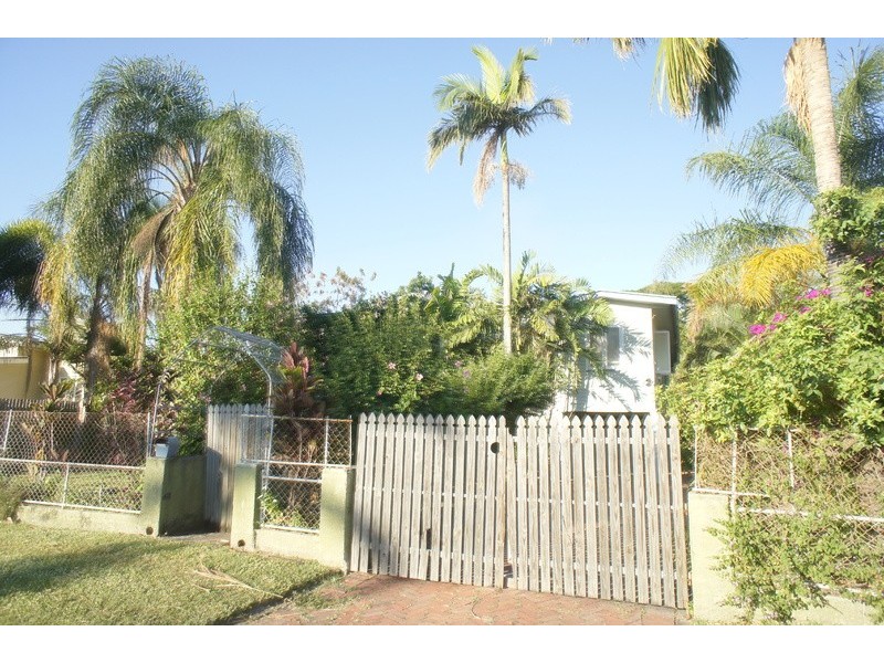 30 Beatrice Street, Aitkenvale QLD 4814