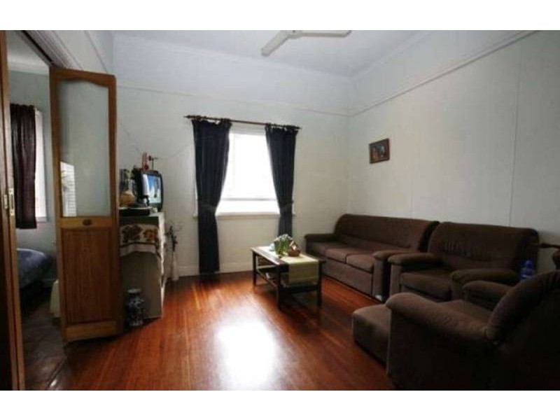 30 Beatrice Street, Aitkenvale QLD 4814