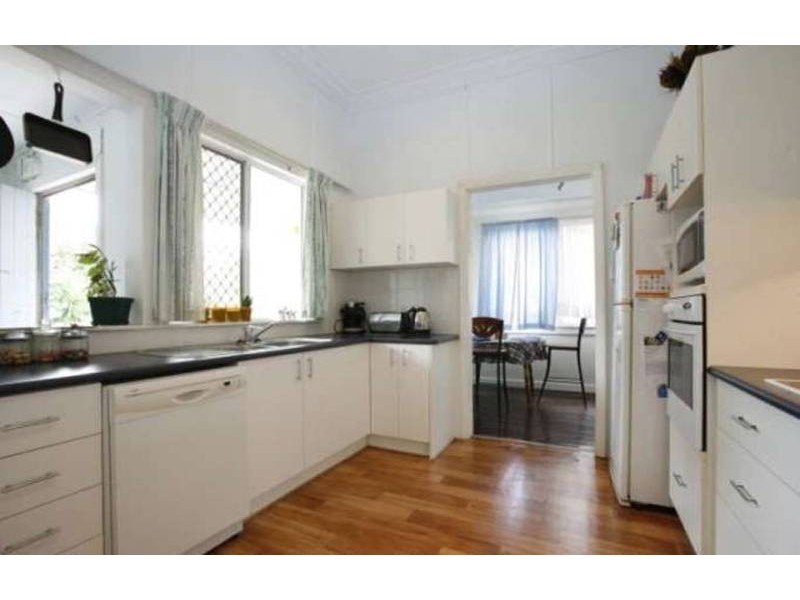 30 Beatrice Street, Aitkenvale QLD 4814