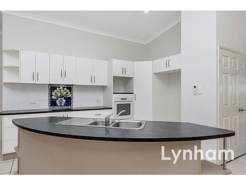 30 Anchorage Circuit, Bushland Beach QLD 4818