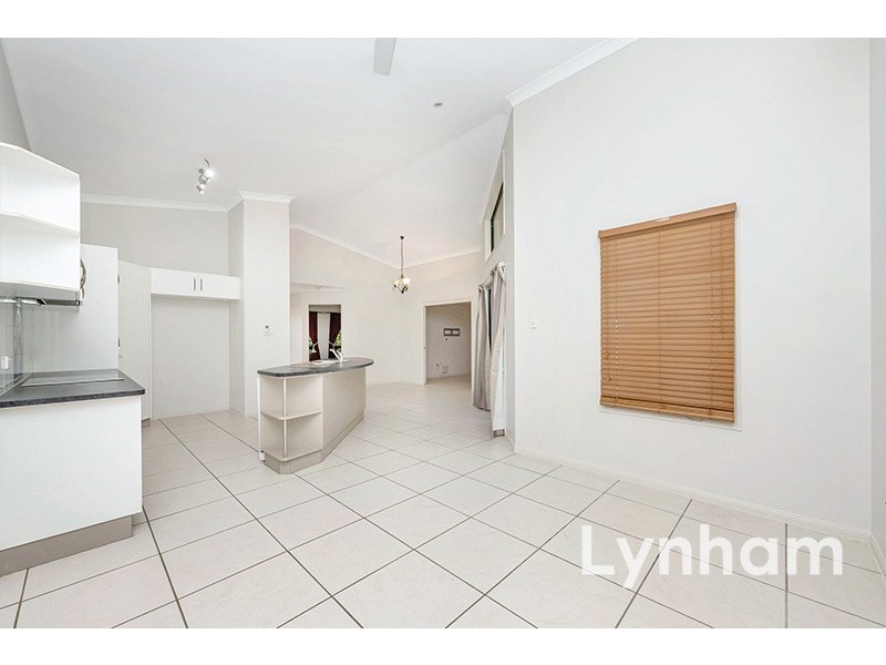 30 Anchorage Circuit, Bushland Beach QLD 4818