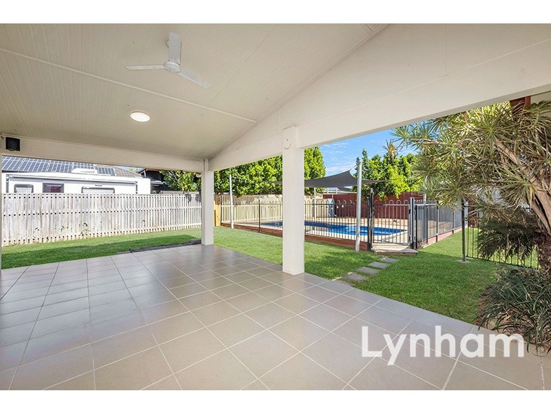 30 Anchorage Circuit, Bushland Beach QLD 4818