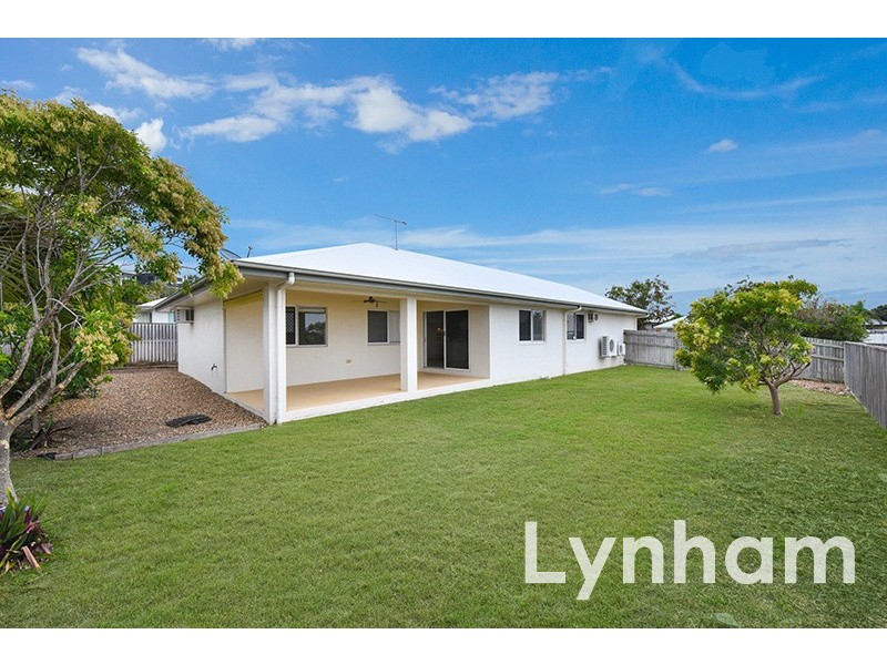 9 Pincer Court, Bushland Beach QLD 4818