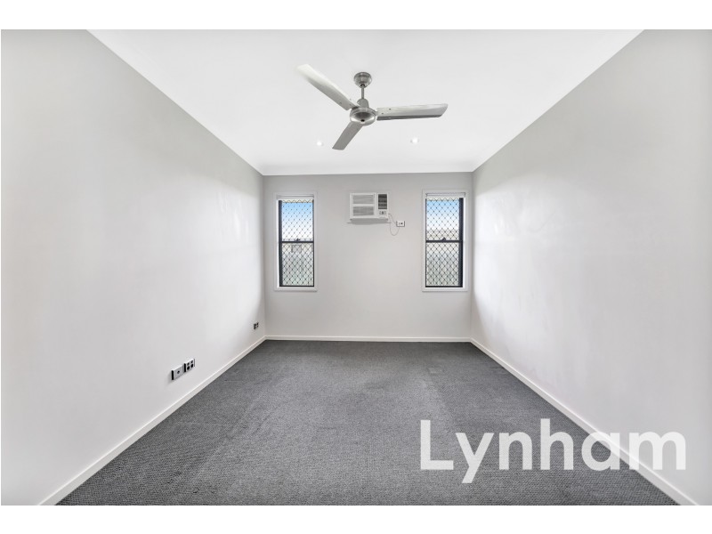 31 Fremont Street, Mount Low QLD 4818