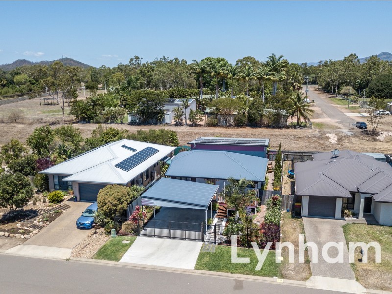 17 Sanderling Circuit, Kelso QLD 4815