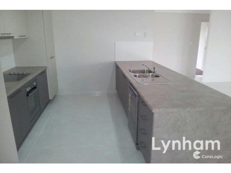 31 Pongamia Parade, Mount Low QLD 4818