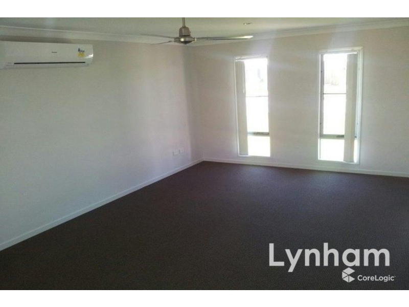 31 Pongamia Parade, Mount Low QLD 4818