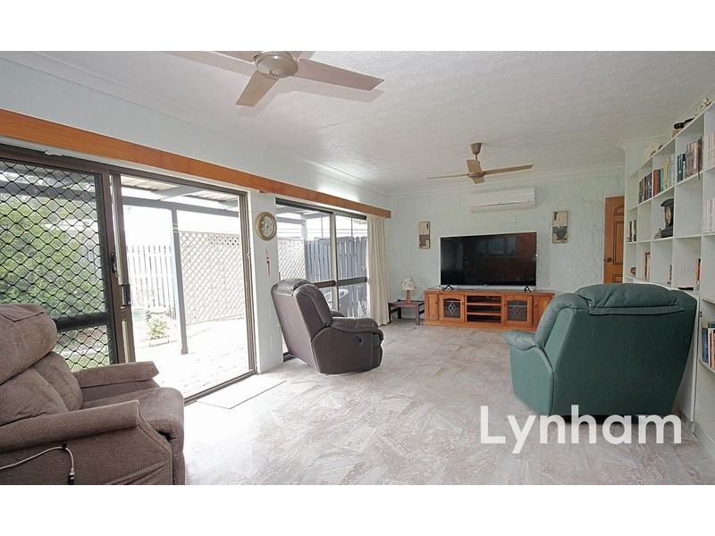 14 Winston Crescent, Kirwan QLD 4817