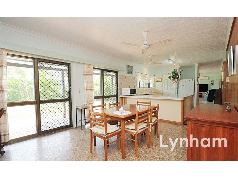 14 Winston Crescent, Kirwan QLD 4817