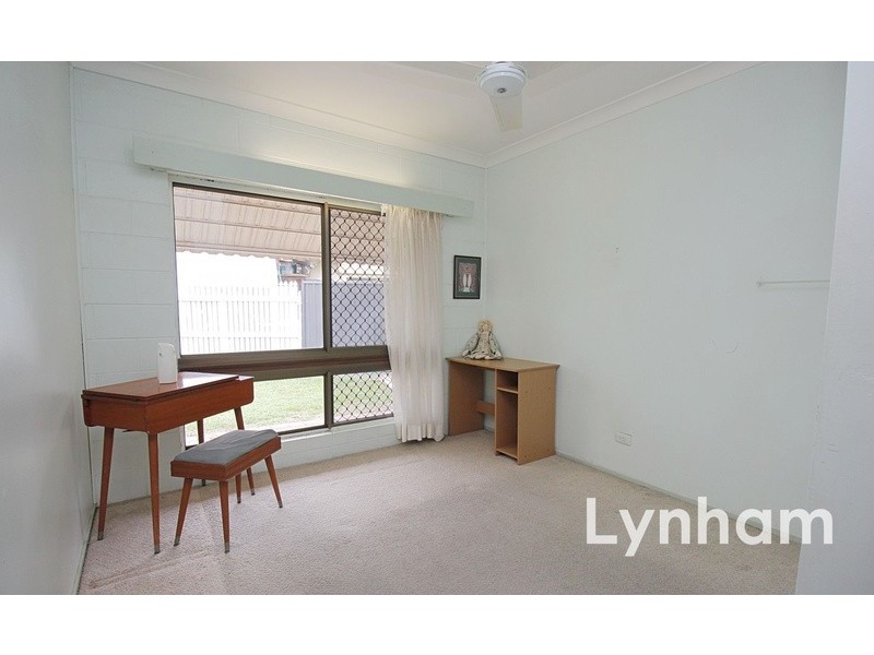 14 Winston Crescent, Kirwan QLD 4817