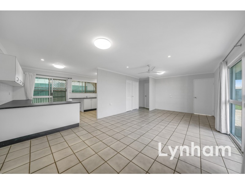 68 Hinchinbrook Drive, Thuringowa Central QLD 4817