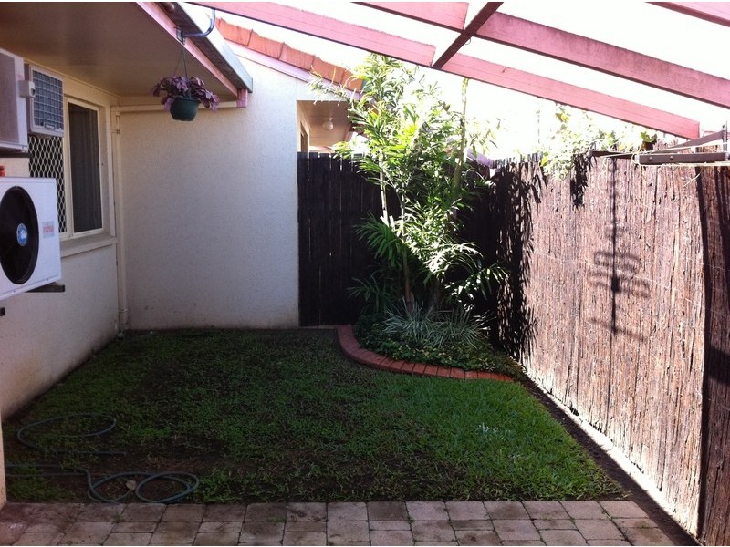 11/14 Nix Street, West End QLD 4810