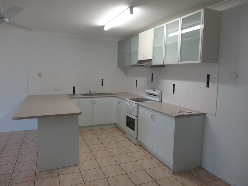 11/14 Nix Street, West End QLD 4810