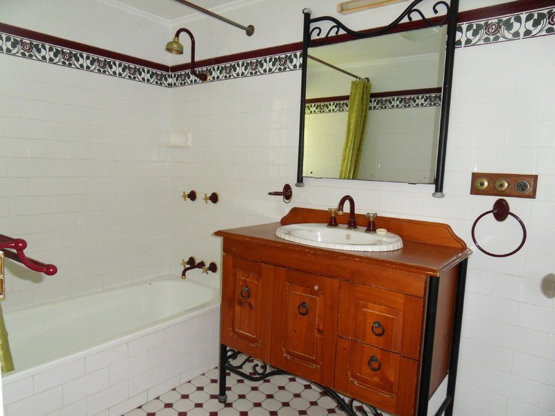 44 Cook Street, North Ward QLD 4810