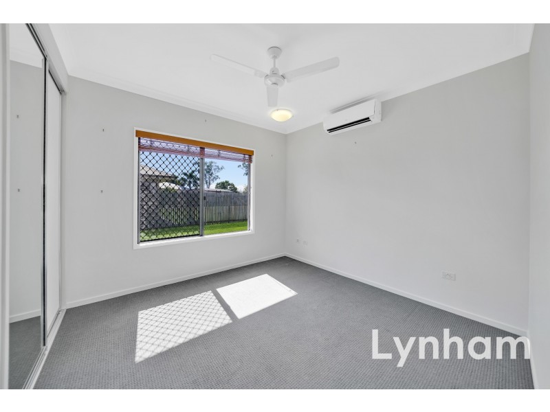 17 Beach Oak Drive, Mount Low QLD 4818