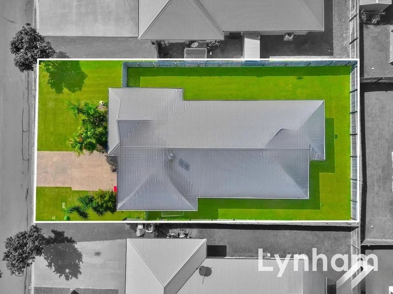 11 Tooma Lane, Kelso QLD 4815