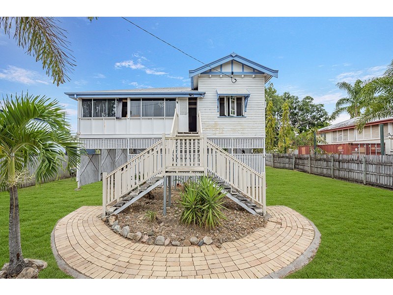74 Queens Road, Hermit Park QLD 4812