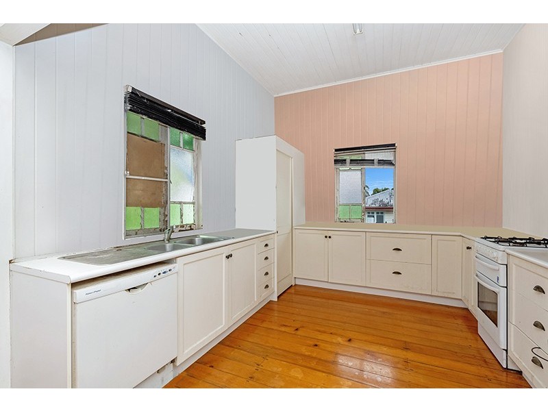 74 Queens Road, Hermit Park QLD 4812