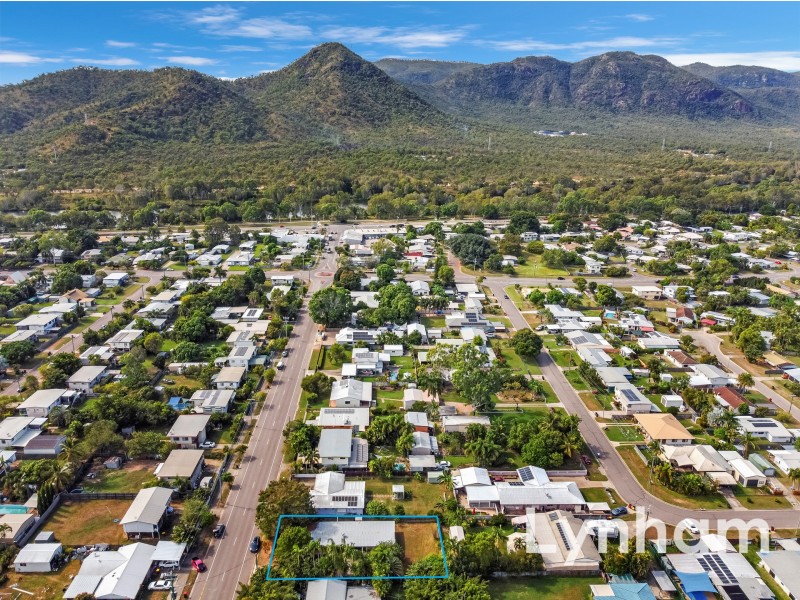 1/36 Gollogly Lane, Rasmussen QLD 4815