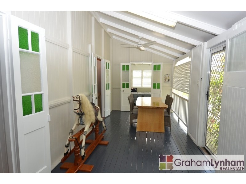 32 Bayswater Terrace, Hyde Park QLD 4812