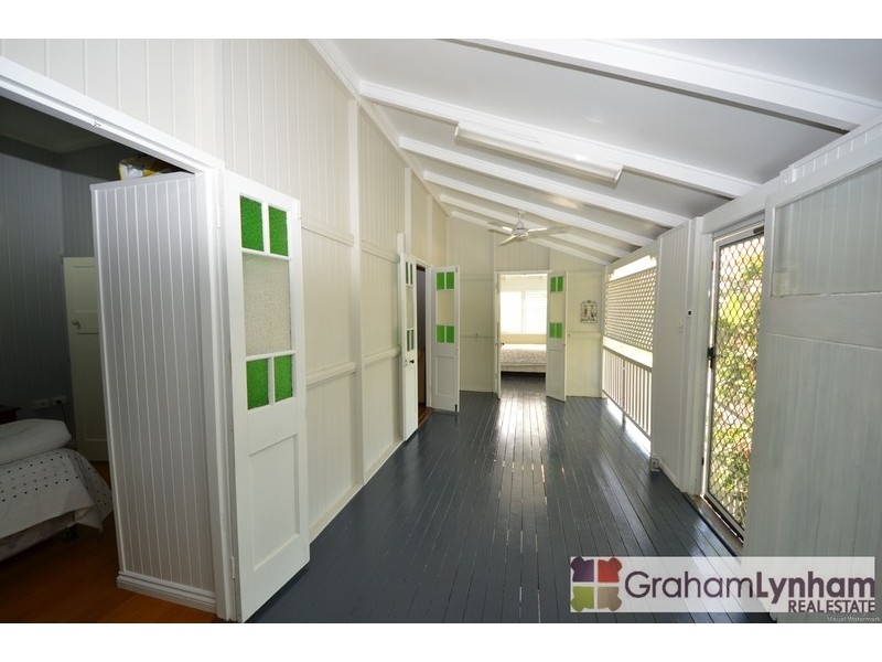 32 Bayswater Terrace, Hyde Park QLD 4812