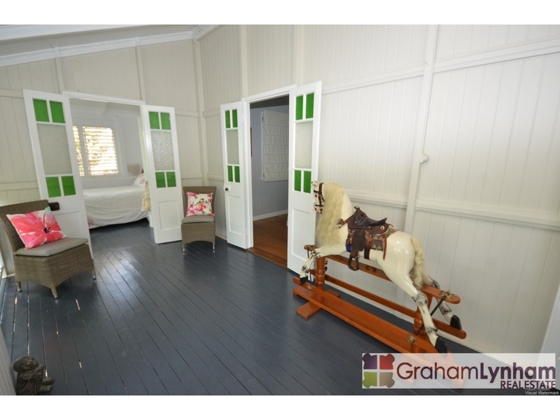 32 Bayswater Terrace, Hyde Park QLD 4812