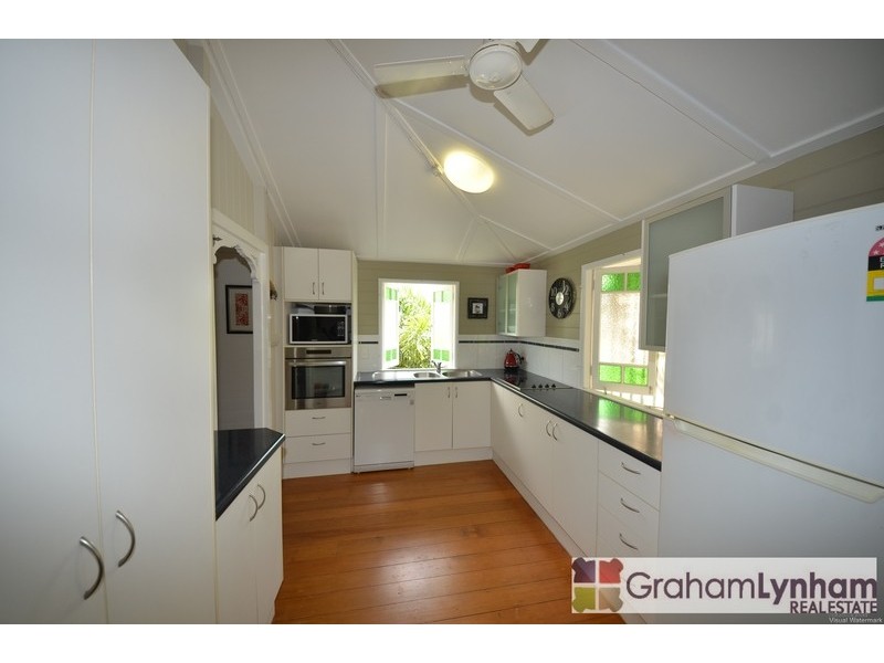 32 Bayswater Terrace, Hyde Park QLD 4812