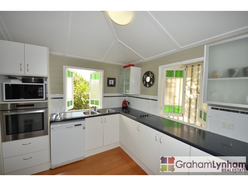 32 Bayswater Terrace, Hyde Park QLD 4812