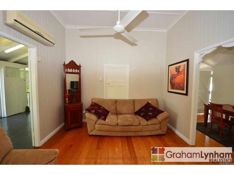 32 Bayswater Terrace, Hyde Park QLD 4812