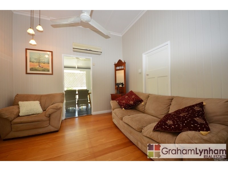 32 Bayswater Terrace, Hyde Park QLD 4812