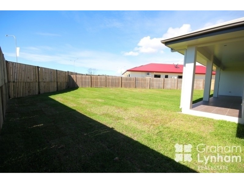 14 Makena Circuit, Burdell QLD 4818