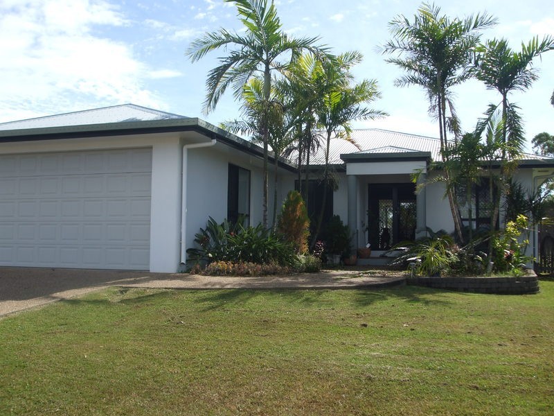 8 Goicoechea Drive, Bushland Beach QLD 4818