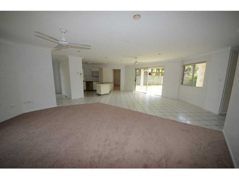 2 Kia-Ora Court, Condon QLD 4815