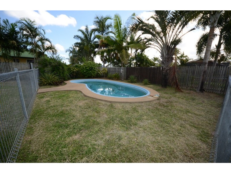 2 Kia-Ora Court, Condon QLD 4815