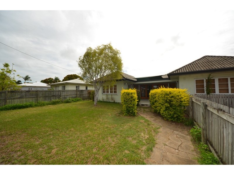 25 Russell Street, Aitkenvale QLD 4814