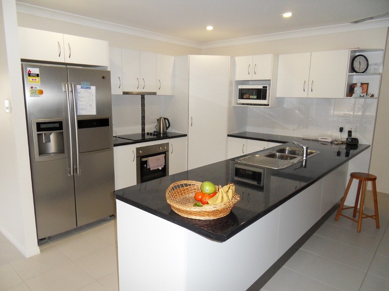 4 Windarra Avenue, Douglas QLD 4814