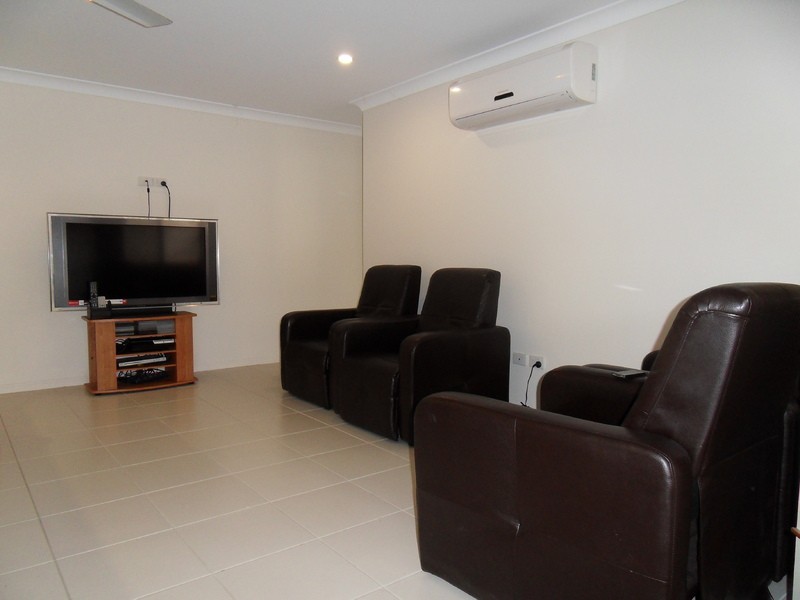 4 Windarra Avenue, Douglas QLD 4814