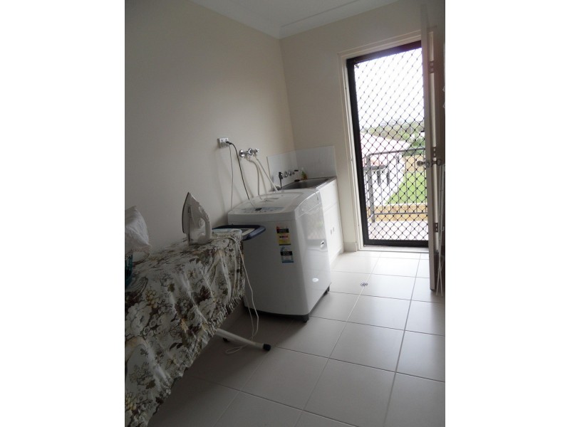 4 Windarra Avenue, Douglas QLD 4814