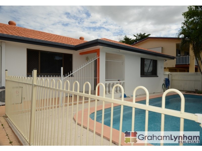 5 Richardson Street, Douglas QLD 4814