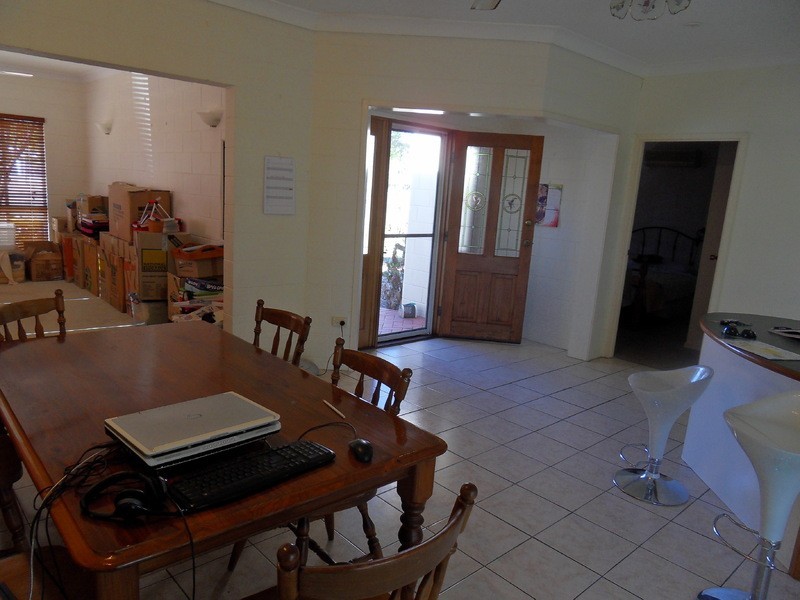 1 Holly Court, Mount Low QLD 4818