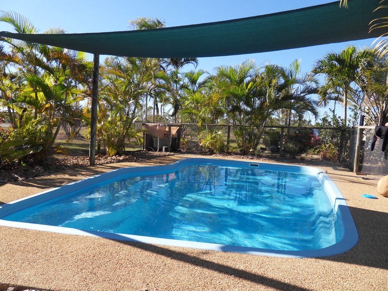 1 Holly Court, Mount Low QLD 4818