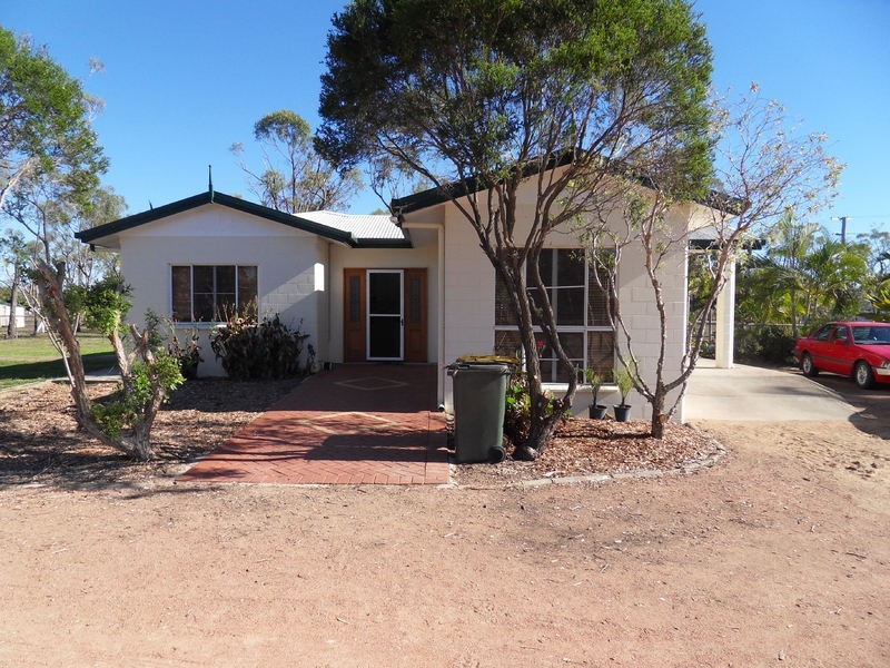 1 Holly Court, Mount Low QLD 4818