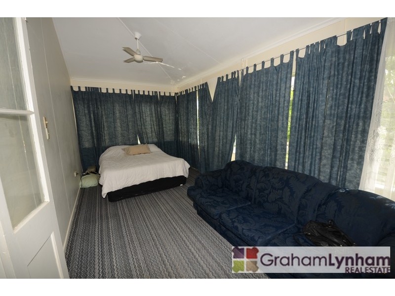 39 Clayton Street, Hermit Park QLD 4812