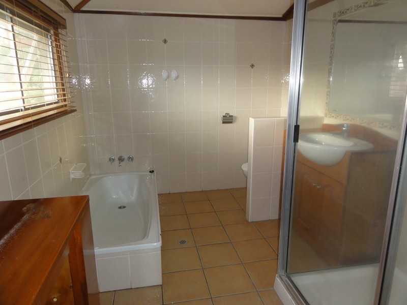 5 Buna Avenue, Mundingburra QLD 4812