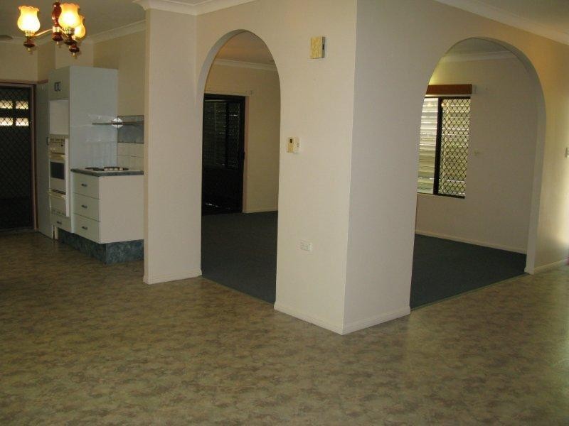 15 Bilberry Street, Kirwan QLD 4817