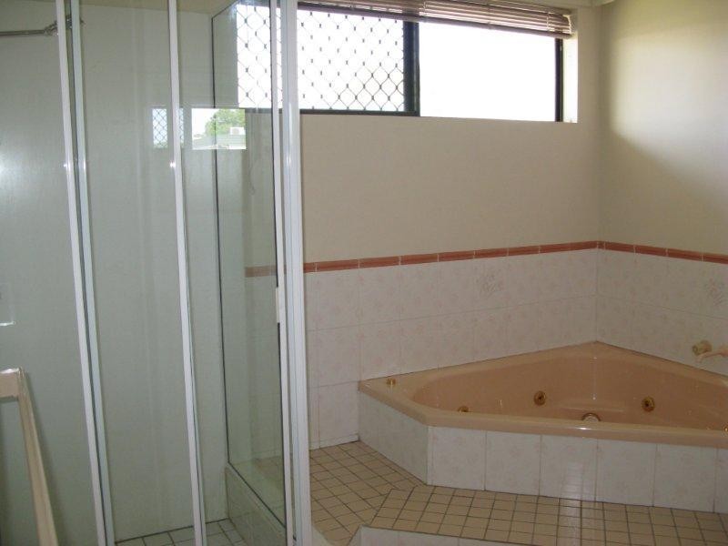 15 Bilberry Street, Kirwan QLD 4817