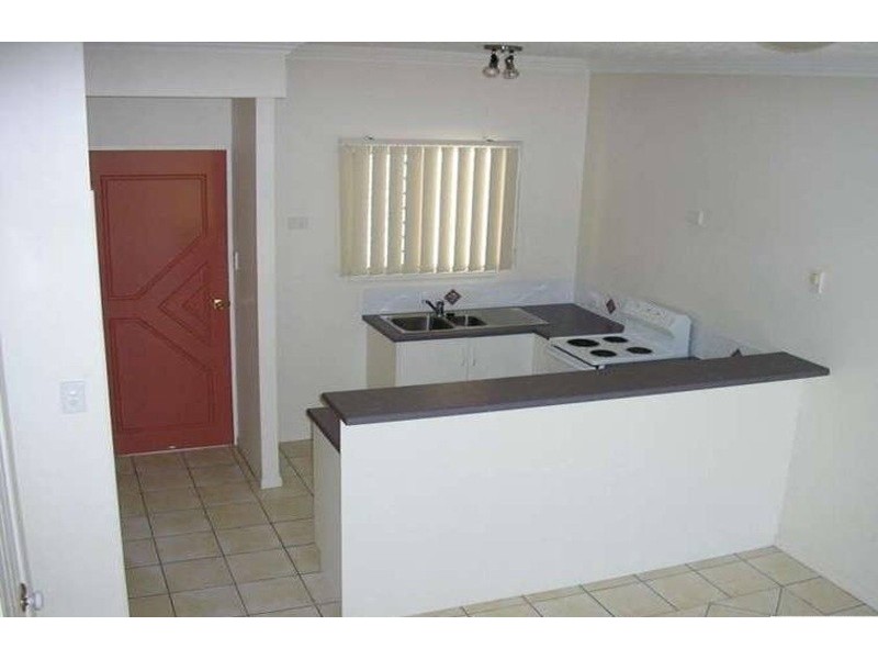 7/103 Harold Street, West End QLD 4810